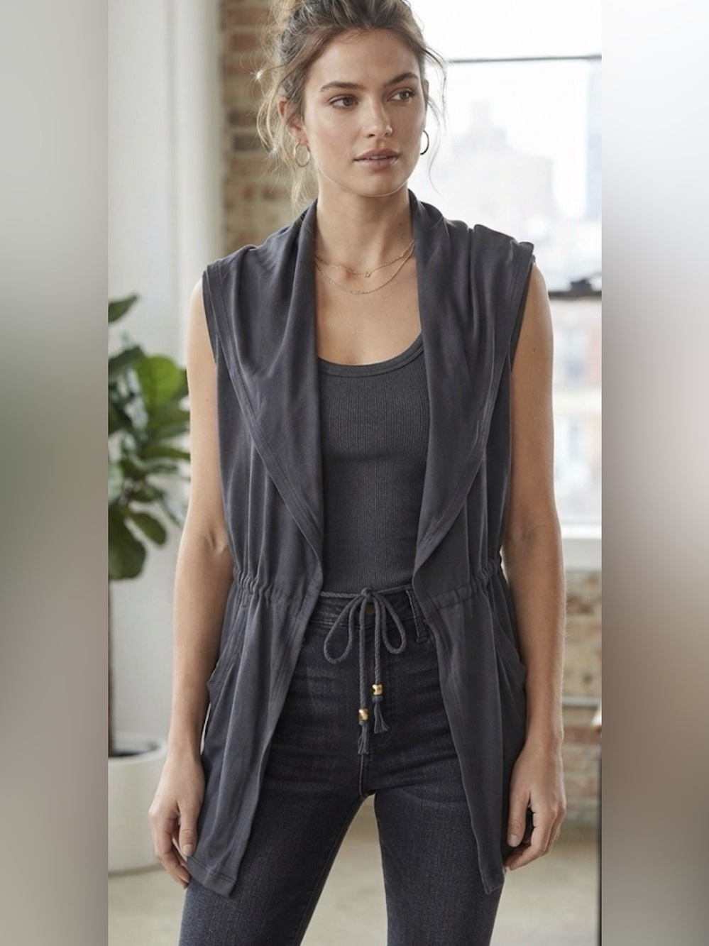 Mi Ami Sleeveless Drawstring Waist Cardigan Size S Women’s (Style #FJKT812),